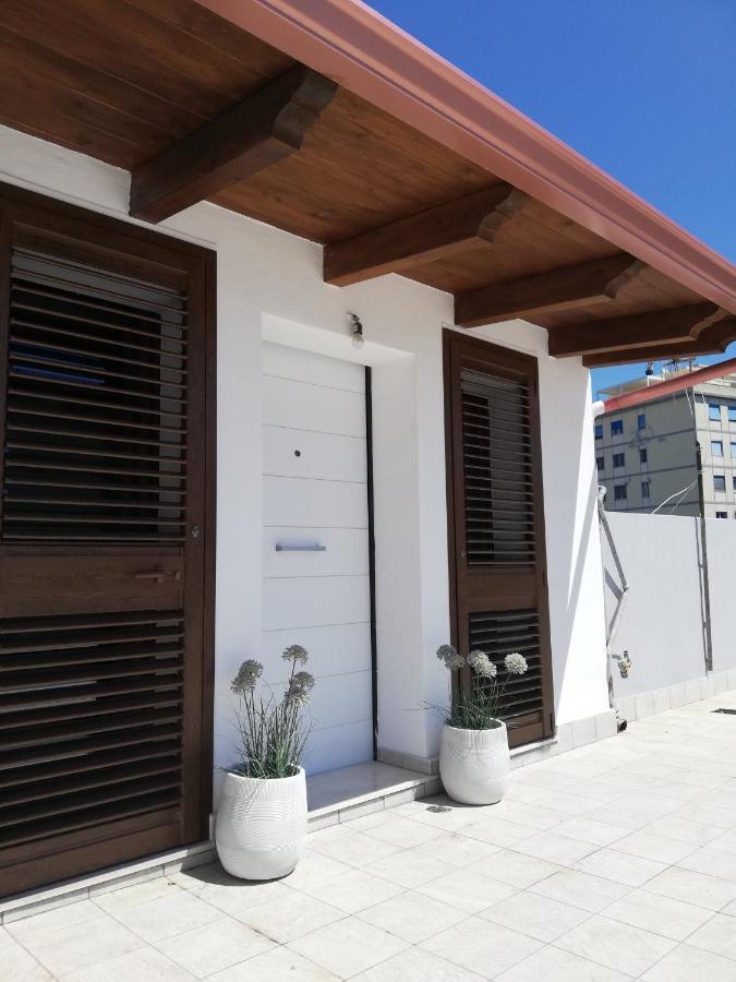 Tigellio Apartment-Central-Views-Terrace Q6426 卡利亚里 外观 照片