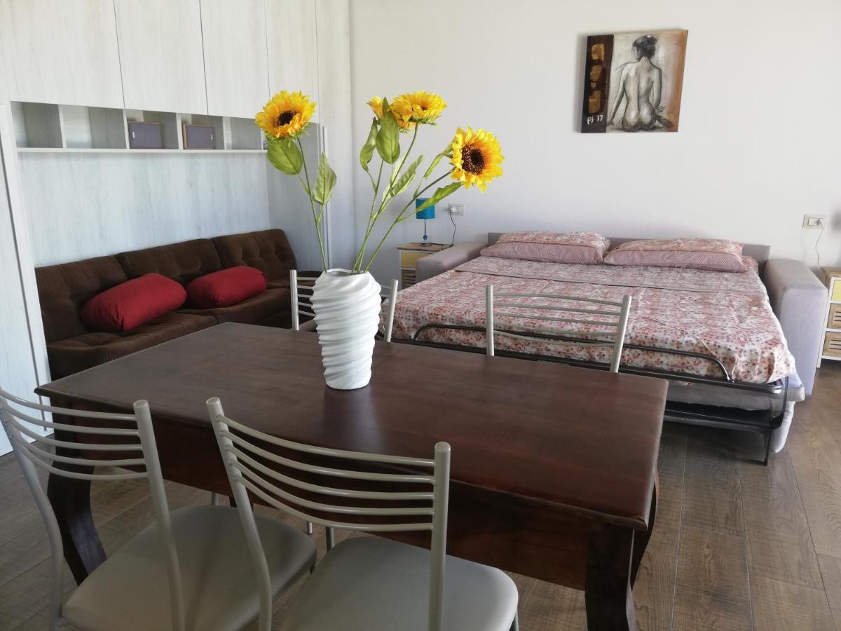 Tigellio Apartment-Central-Views-Terrace Q6426 卡利亚里 外观 照片